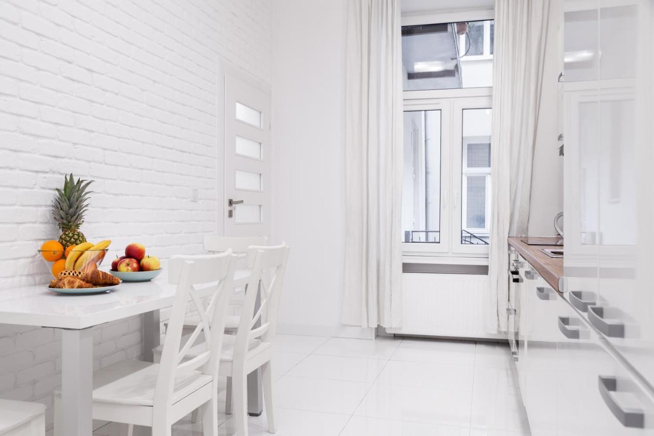 Househost Apartment: Bonerowska 5/11 คราคูฟ ภายนอก รูปภาพ